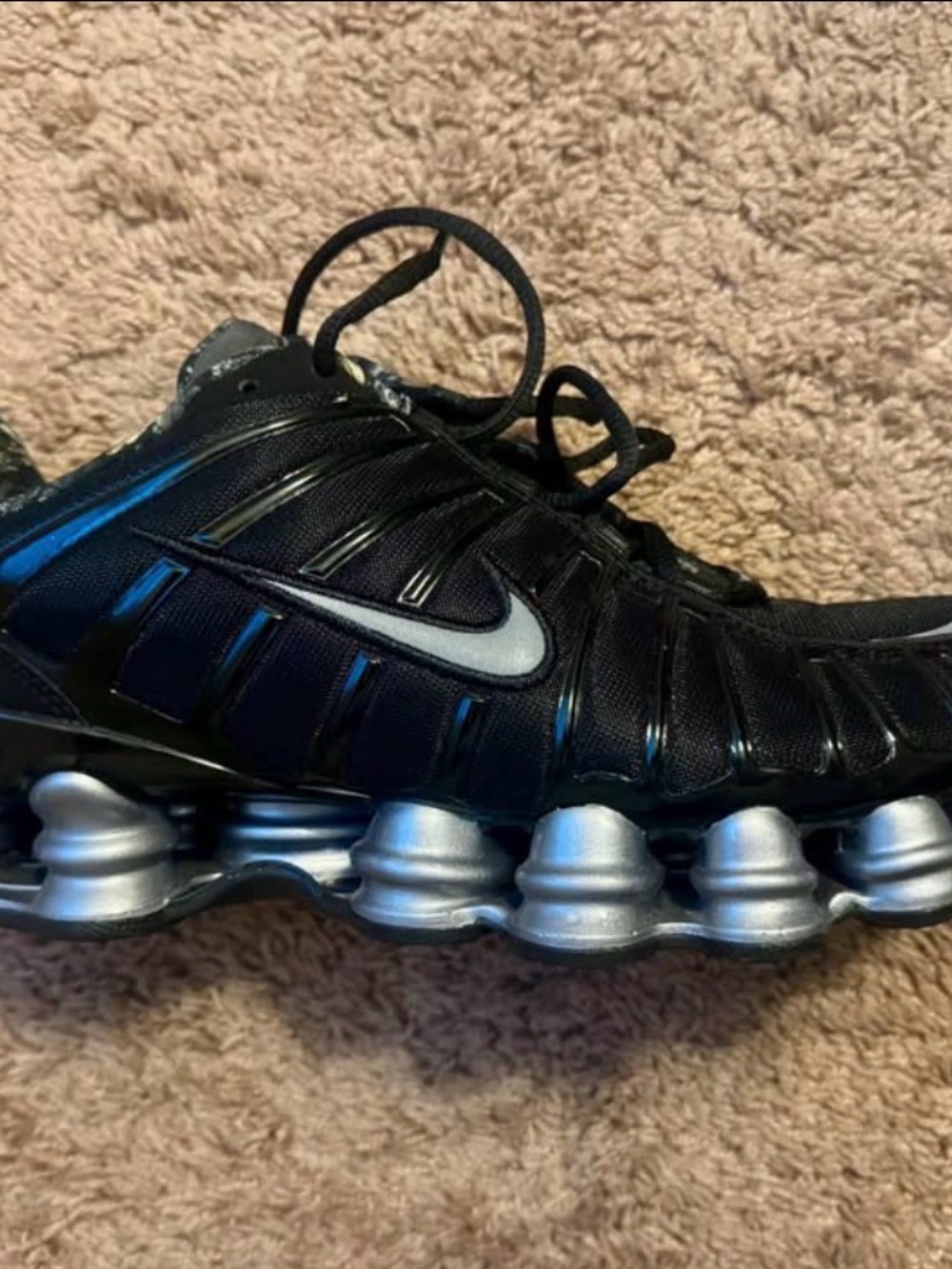 Nike Black & Silver Men’s Shox Running Sneakers